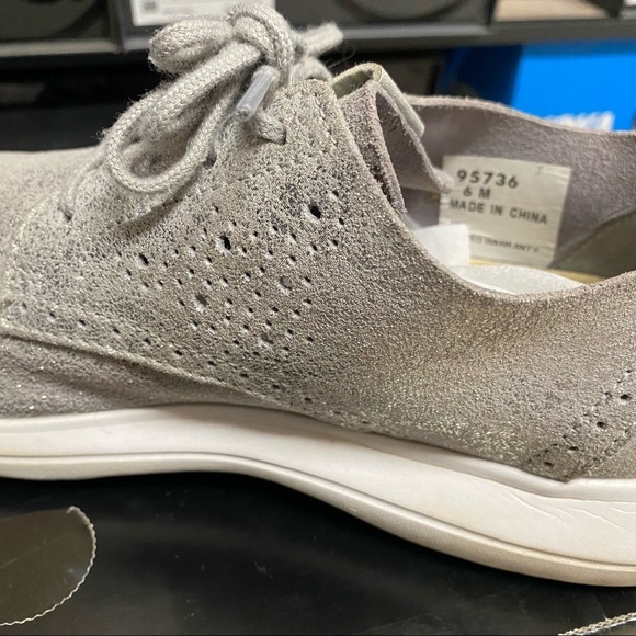 FOOYJOY Flex Coastal LX Silver Metallic Golf Shoes - Picture 4 of 7